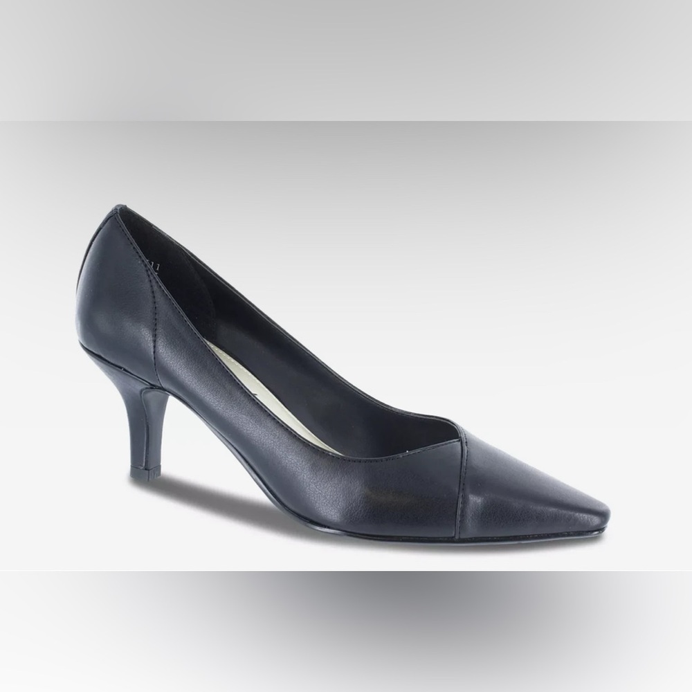 Easy Street Chiffon Pump